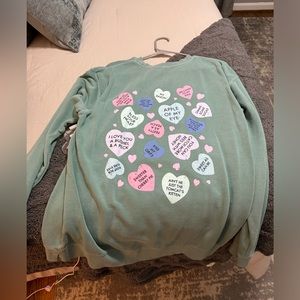 Living fully “love” sweatshirt. Size large. In great condition